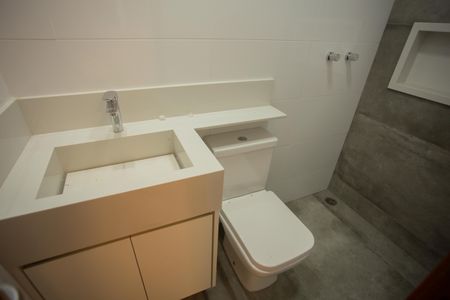 Casa para alugar com 170m², 3 quartos e 4 vagas Casa para alugar com 170m², 3 quartos e 4 vagasBANHEIRO DA SUÍTE 2