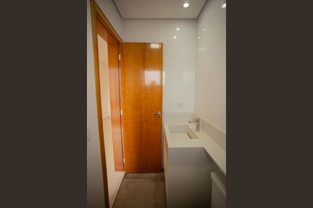 Casa para alugar com 170m², 3 quartos e 4 vagas Casa para alugar com 170m², 3 quartos e 4 vagasBANHEIRO DA SUÍTE 3