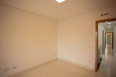 Casa para alugar com 170m², 3 quartos e 4 vagas Casa para alugar com 170m², 3 quartos e 4 vagasSUÍTE 3