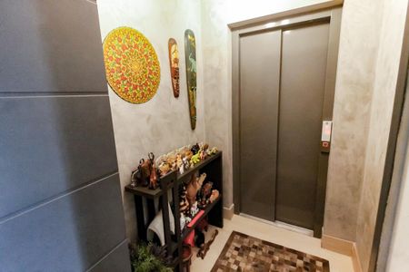 Apartamento à venda com 163m², 3 quartos e 3 vagasHall do apartamento