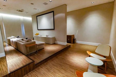Apartamento à venda com 163m², 3 quartos e 3 vagasHome - Cinema