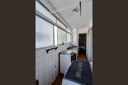 Apartamento à venda com 84m², 3 quartos e 1 vaga Apartamento à venda com 84m², 3 quartos e 1 vagaCozinha e Área de Serviço