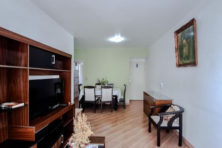 Apartamento à venda com 84m², 3 quartos e 1 vaga Apartamento à venda com 84m², 3 quartos e 1 vagaSala