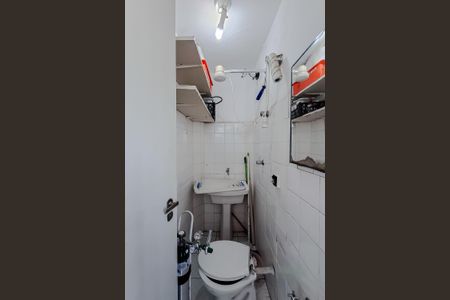 Apartamento à venda com 84m², 3 quartos e 1 vaga Apartamento à venda com 84m², 3 quartos e 1 vagaBanheiro de serviço