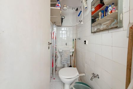 Apartamento para alugar com 84m², 3 quartos e 1 vaga Apartamento para alugar com 84m², 3 quartos e 1 vagaBanheiro de serviço