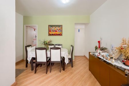 Apartamento para alugar com 84m², 3 quartos e 1 vaga Apartamento para alugar com 84m², 3 quartos e 1 vagaSala