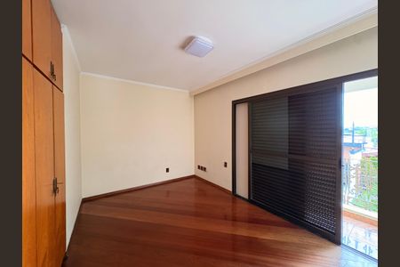 Casa à venda com 400m², 5 quartos e 4 vagasQuarto 3