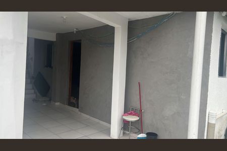 Casa para alugar com 60m², 1 quarto e sem vagaArea externa