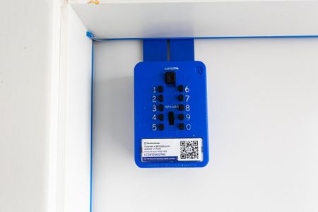 Apartamento para alugar com 33m², 2 quartos e sem vagalockbox