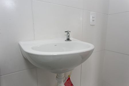 Apartamento para alugar com 33m², 2 quartos e sem vagaBanheiro