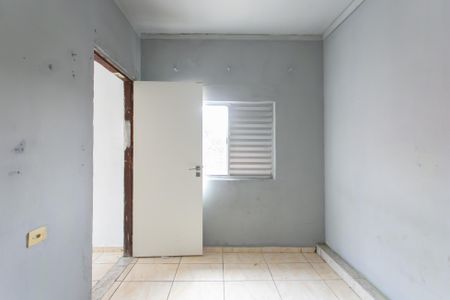 Quarto  de casa para alugar com 1 quarto, 50m² em Conjunto Residencial José Bonifácio, São Paulo