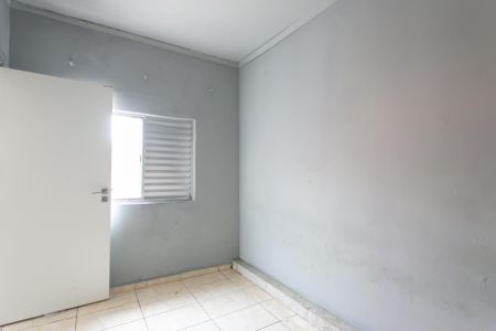 Quarto  de casa para alugar com 1 quarto, 50m² em Conjunto Residencial José Bonifácio, São Paulo