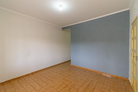 Sala de casa para alugar com 2 quartos, 150m² em São Rafael, São Paulo