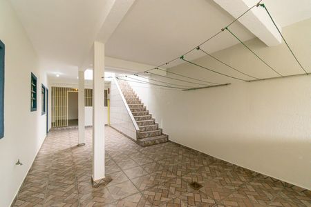Casa para alugar com 150m², 2 quartos e 1 vagaQuintal