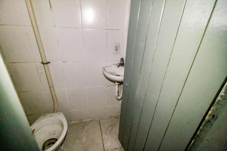 Casa para alugar com 40m², 1 quarto e sem vaga Casa para alugar com 40m², 1 quarto e sem vagaBanheiro