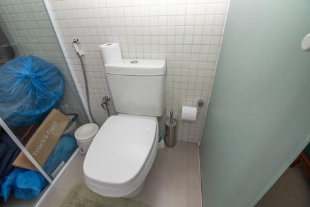 Apartamento à venda com 100m², 2 quartos e 1 vagaBanheiro da Suíte 2