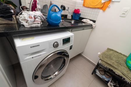 Apartamento à venda com 100m², 2 quartos e 1 vagaÁrea de Serviço