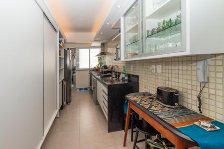 Apartamento à venda com 100m², 2 quartos e 1 vagaCozinha