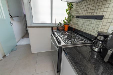 Apartamento à venda com 100m², 2 quartos e 1 vagaCozinha