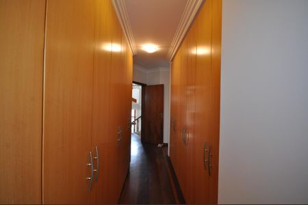 Casa para alugar com 450m², 3 quartos e 10 vagasCloset