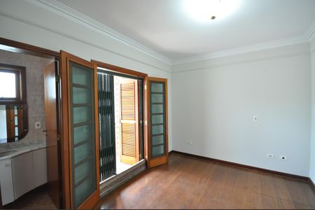 Casa para alugar com 450m², 3 quartos e 10 vagasSuíte 2