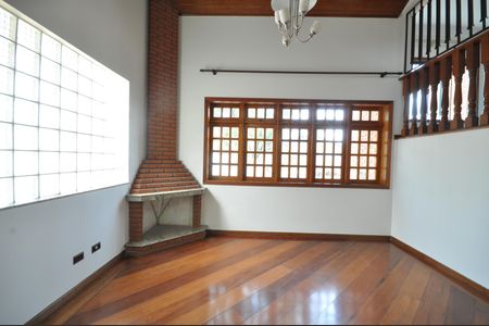 Casa para alugar com 450m², 3 quartos e 10 vagasSala