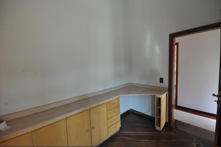 Casa para alugar com 450m², 3 quartos e 10 vagasEscritóriio