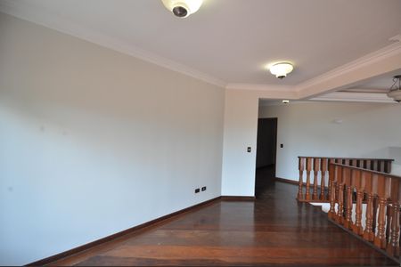 Casa para alugar com 450m², 3 quartos e 10 vagasSala de TV