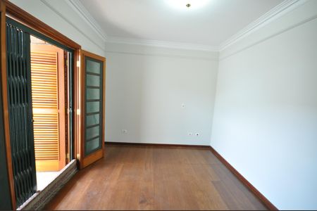 Casa para alugar com 450m², 3 quartos e 10 vagasSuíte 2