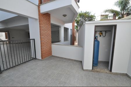 Casa para alugar com 450m², 3 quartos e 10 vagasCanil
