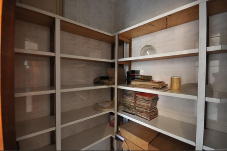 Casa para alugar com 450m², 3 quartos e 10 vagasDispensa