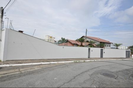 Casa para alugar com 450m², 3 quartos e 10 vagasFachada