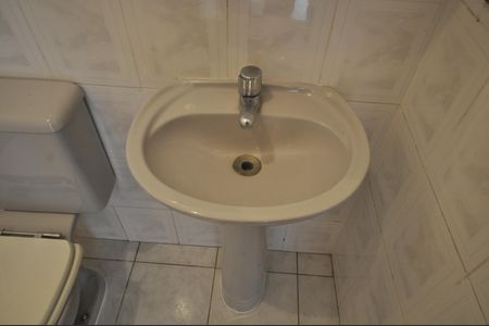 Casa para alugar com 450m², 3 quartos e 10 vagasBanheiro de serviço