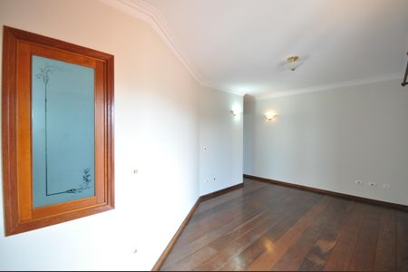 Casa para alugar com 450m², 3 quartos e 10 vagasSuíte Master