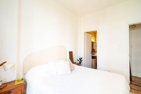 Apartamento para alugar com 110m², 2 quartos e sem vagaSuíte 1