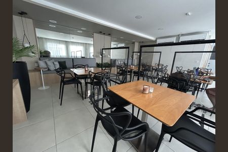 Apartamento para alugar com 38m², 1 quarto e sem vagaÁrea comum - Salão de festas