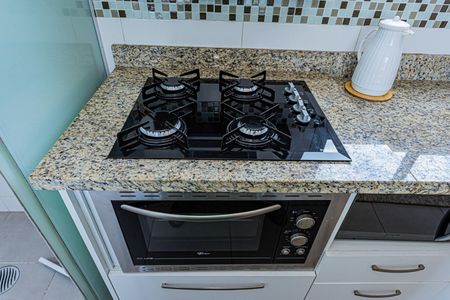 Sala e cozinha de apartamento para alugar com 2 quartos, 67m² em Vila Pereira Barreto, São Paulo