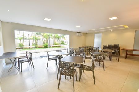 Apartamento para alugar com 55m², 1 quarto e 1 vagaÁrea comum - Salão de festas