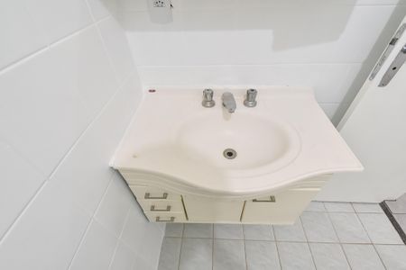 Banheiro de apartamento para alugar com 1 quarto, 55m² em Ipiranga, São Paulo