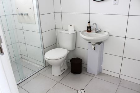 Apartamento para alugar com 50m², 2 quartos e sem vagaBanheiro