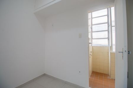 Apartamento para alugar com 129m², 3 quartos e 1 vaga Apartamento para alugar com 129m², 3 quartos e 1 vagaQuarto de Serviço
