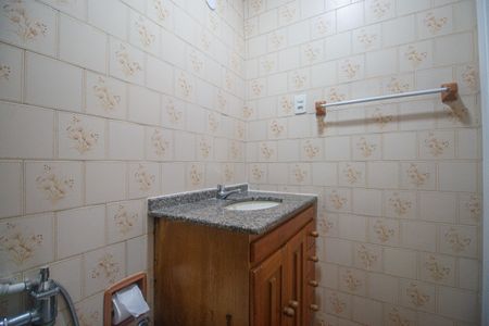 Apartamento para alugar com 129m², 3 quartos e 1 vaga Apartamento para alugar com 129m², 3 quartos e 1 vagaBanheiro