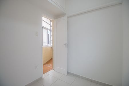 Apartamento para alugar com 129m², 3 quartos e 1 vaga Apartamento para alugar com 129m², 3 quartos e 1 vagaQuarto de Serviço