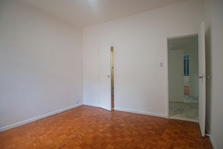 Apartamento para alugar com 129m², 3 quartos e 1 vaga Apartamento para alugar com 129m², 3 quartos e 1 vagaQuarto Suite