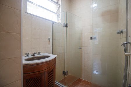 Apartamento para alugar com 129m², 3 quartos e 1 vaga Apartamento para alugar com 129m², 3 quartos e 1 vagaBanheiro Suite