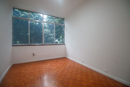 Apartamento para alugar com 129m², 3 quartos e 1 vaga Apartamento para alugar com 129m², 3 quartos e 1 vagaQuarto 3
