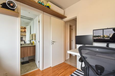 Apartamento à venda com 101m², 2 quartos e 2 vagasSuíte 2