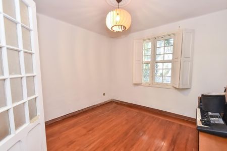 Casa para alugar com 350m², 3 quartos e 1 vagaSala