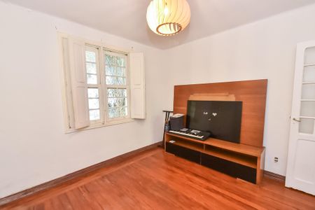 Casa para alugar com 350m², 3 quartos e 1 vagaSala