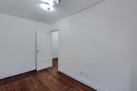 Quarto 2 de casa para alugar com 5 quartos, 350m² em Liberdade, São Paulo